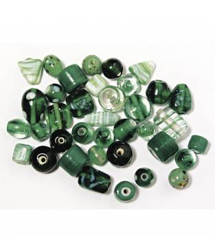Perle smeraldo di vetro. Bigiotteria 6-18 mm